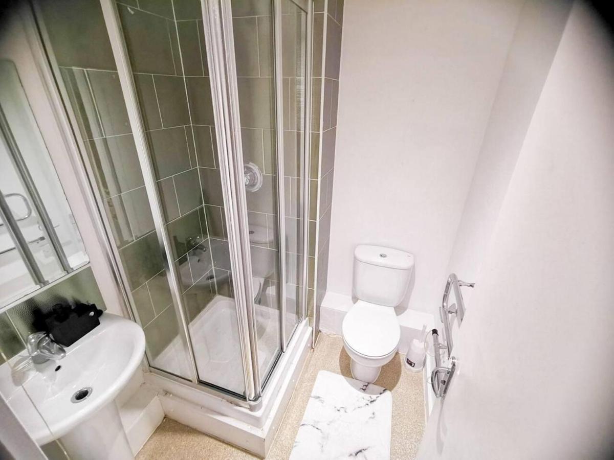 2-Bed Apartment Near City Centre Manchester Buitenkant foto