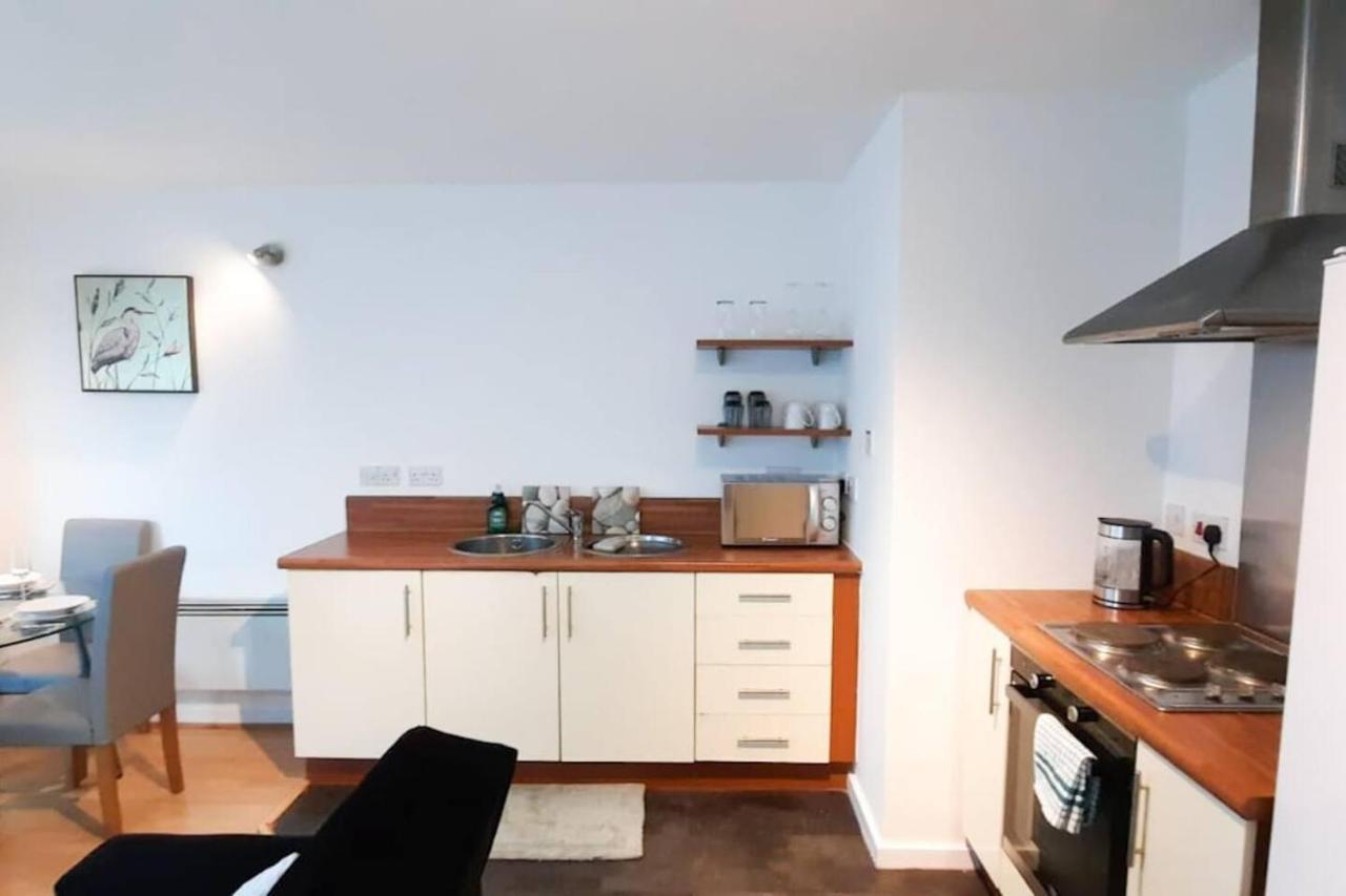 2-Bed Apartment Near City Centre Manchester Buitenkant foto