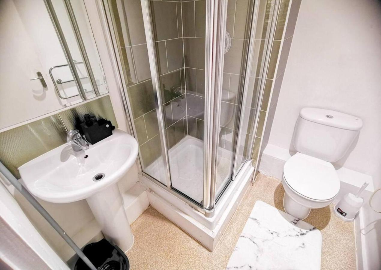 2-Bed Apartment Near City Centre Manchester Buitenkant foto