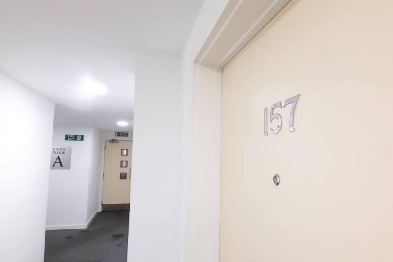 2-Bed Apartment Near City Centre Manchester Buitenkant foto