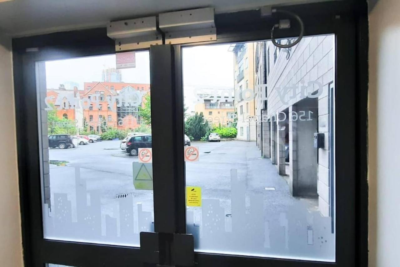2-Bed Apartment Near City Centre Manchester Buitenkant foto